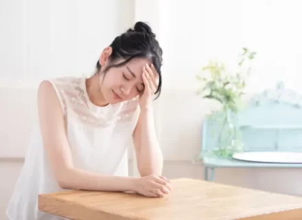 頭痛が続くのに原因がわからない…実は歯周病のサインかも?